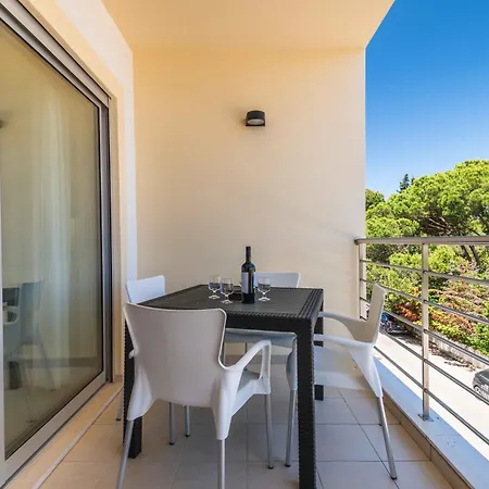 Apartamento T2 Eucalipto 2A Olhos de Agua  Exterior photo